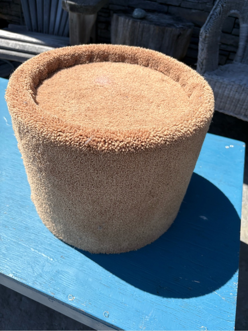 Cat condo - Picture 3 of 5